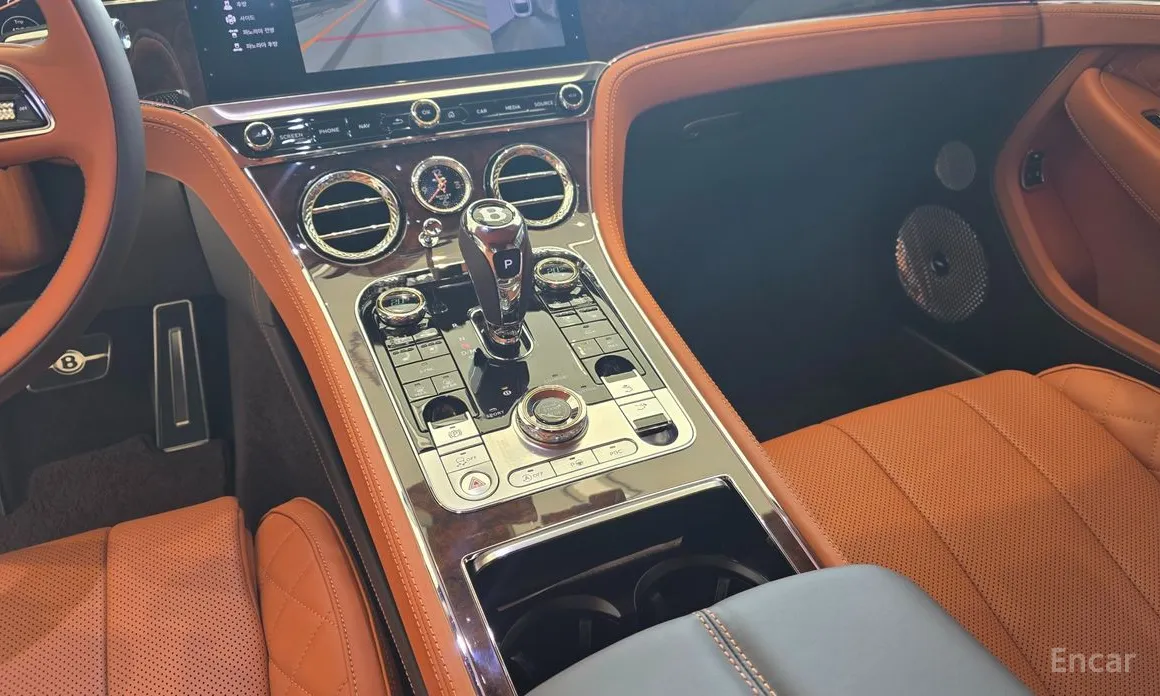 Фото 9 - Bentley Continental GT