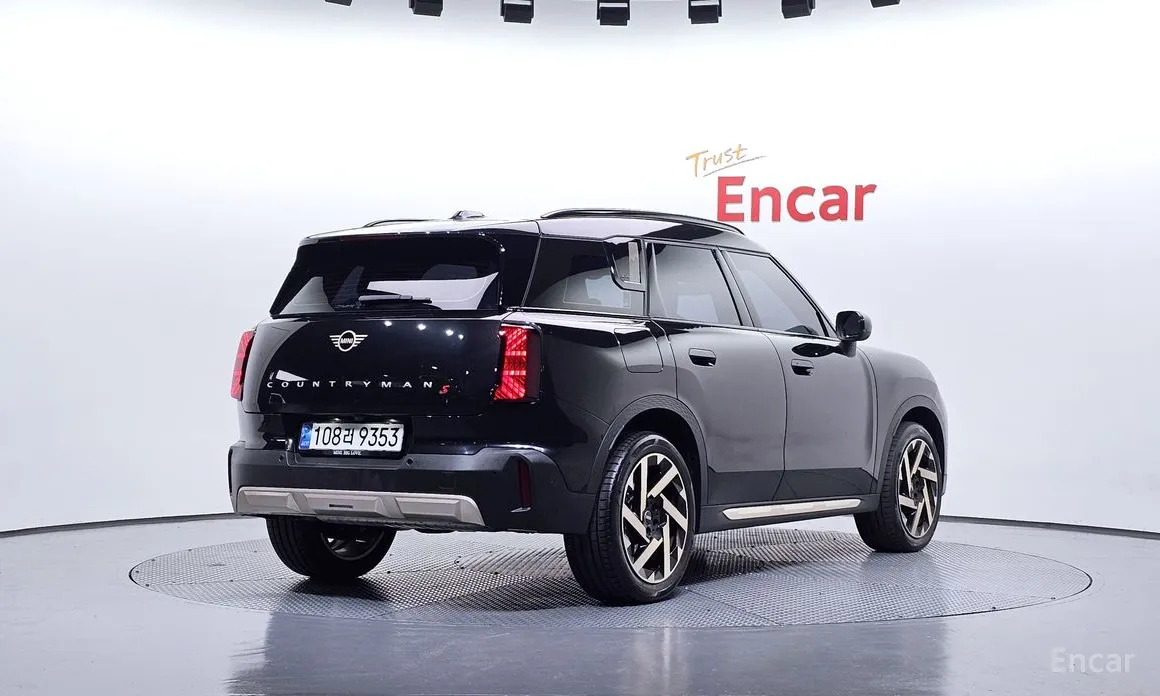 Фото 2 - Mini Countryman