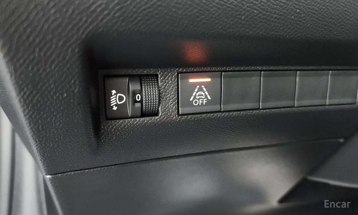 Фото 16 - Peugeot 208