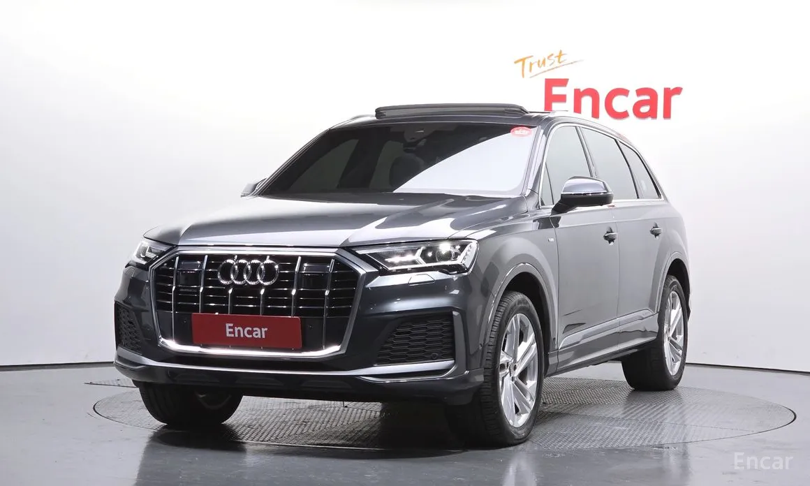Фото 1 - Audi Q7