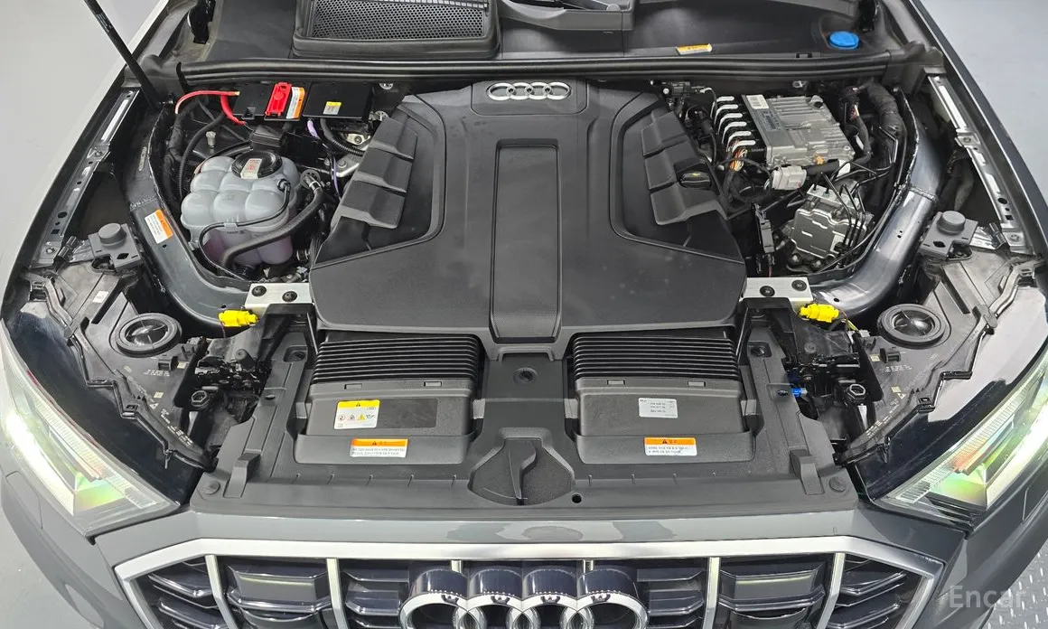 Фото 6 - Audi Q7