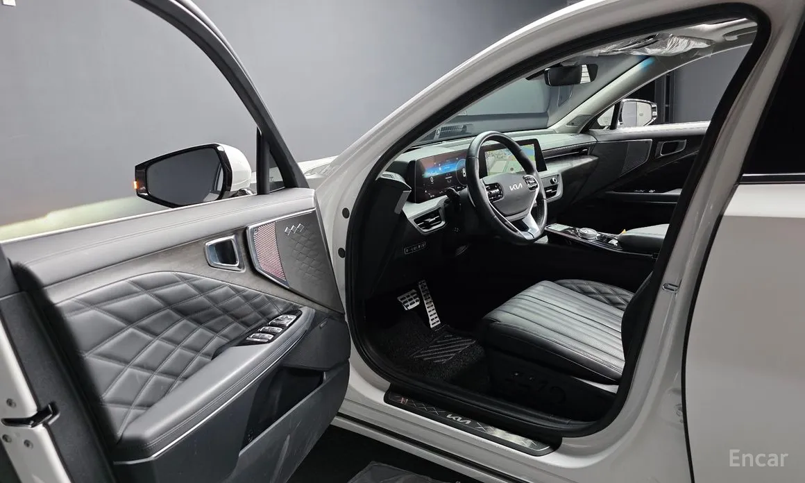 Фото 10 - Kia K8