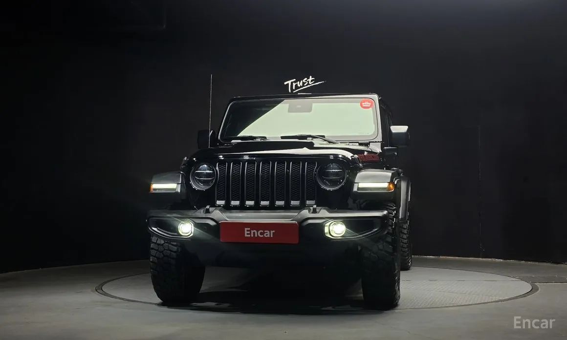 Фото 3 - Jeep Wrangler