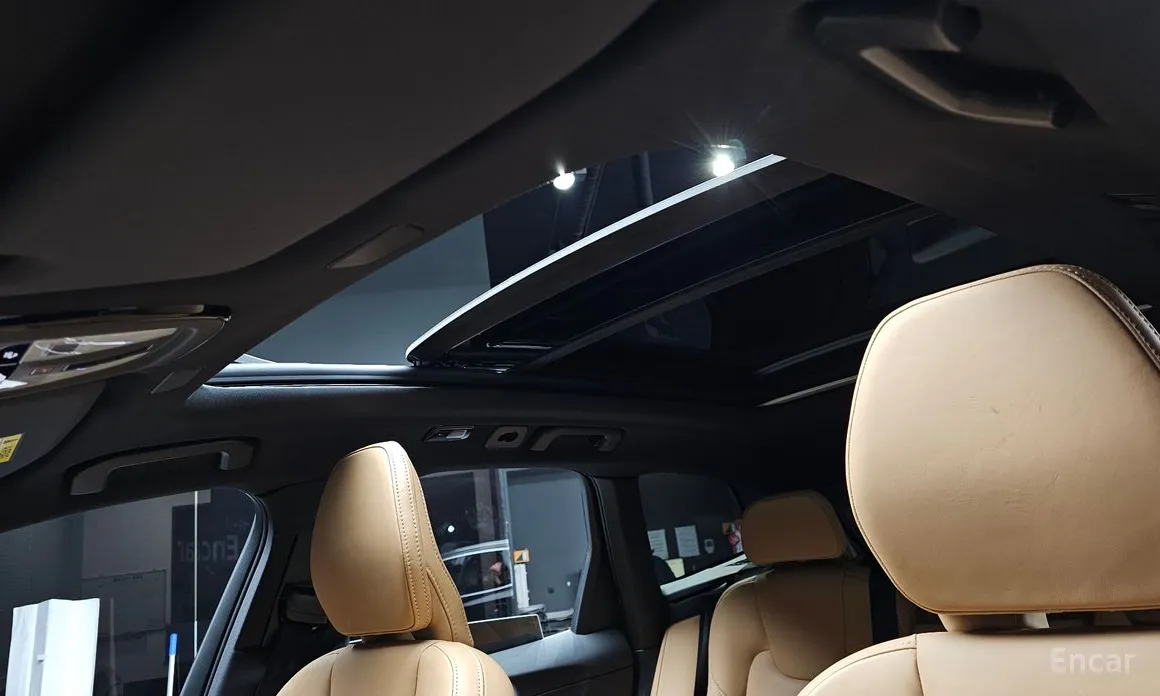 Фото 19 - Volvo XC60