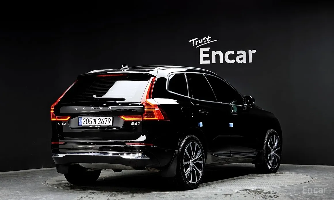 Фото 2 - Volvo XC60