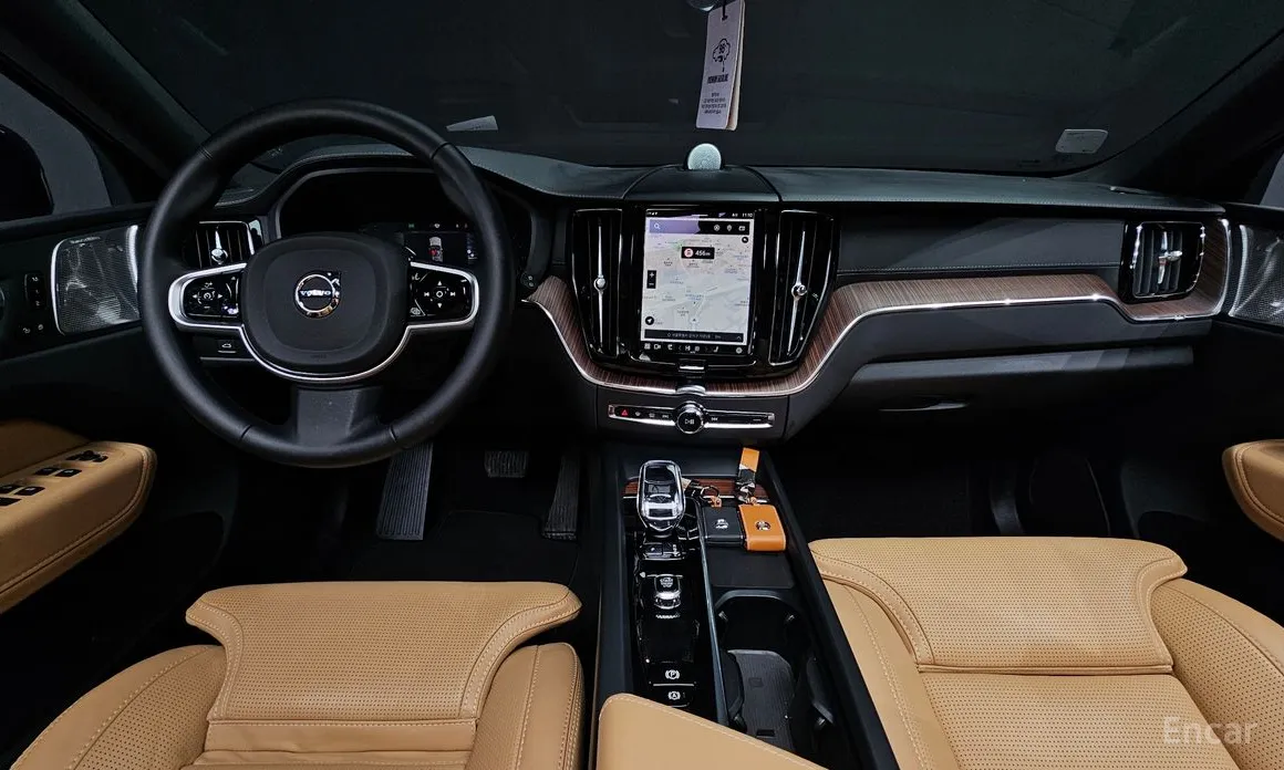 Фото 7 - Volvo XC60