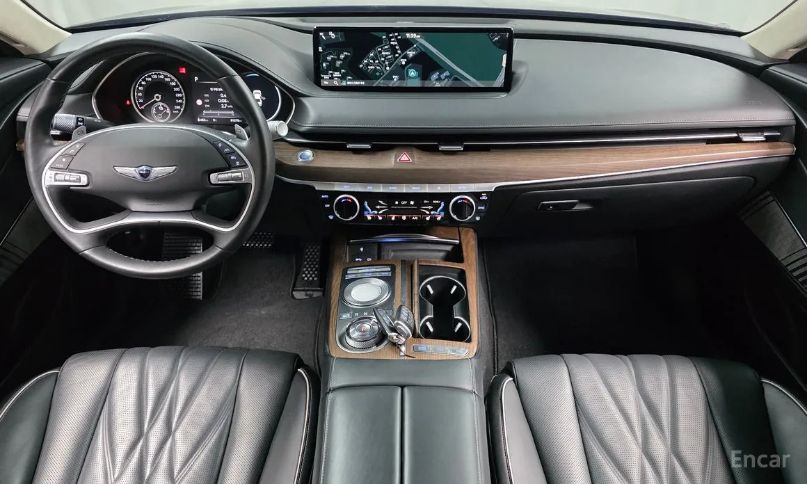 Фото 7 - Genesis G80