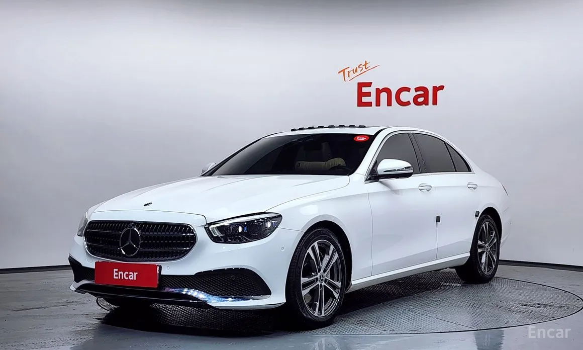 Фото 1 - Mercedes-Benz E-Class