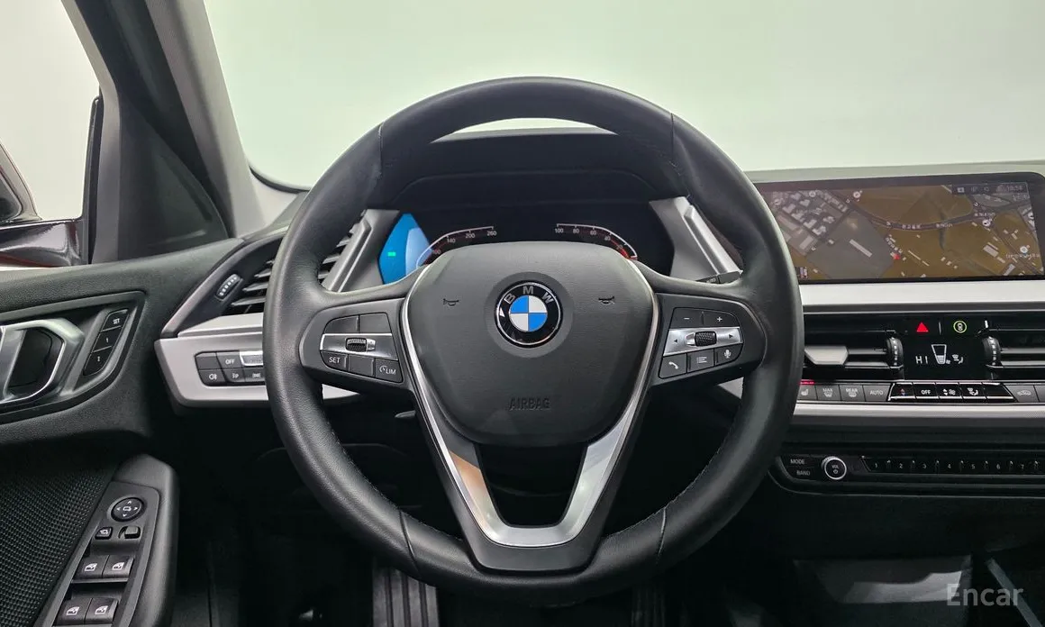 Фото 14 - BMW 1 Series