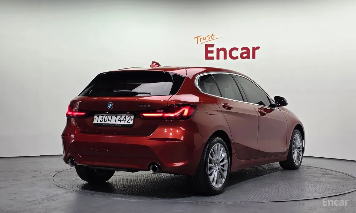 Фото 2 - BMW 1 Series