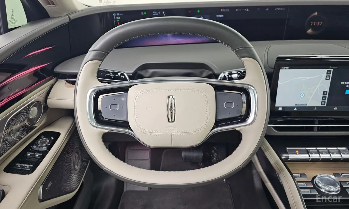 Фото 14 - Lincoln Nautilus