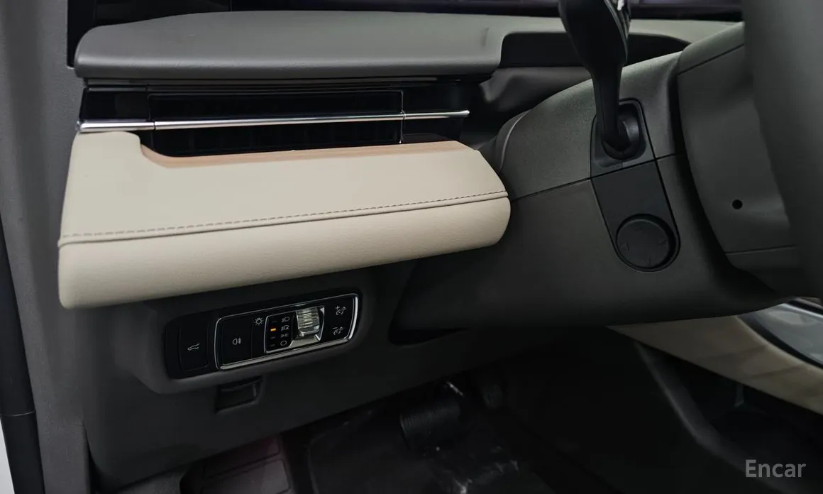 Фото 18 - Lincoln Nautilus