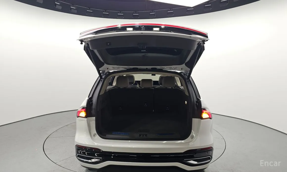 Фото 20 - Lincoln Nautilus