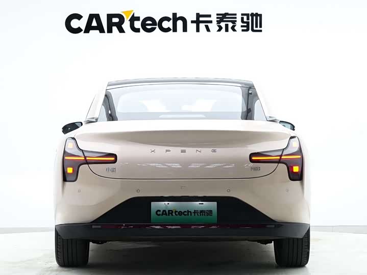 Фото 9 - XPeng Mona M03