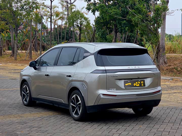 Фото 8 - GAC Aion Y