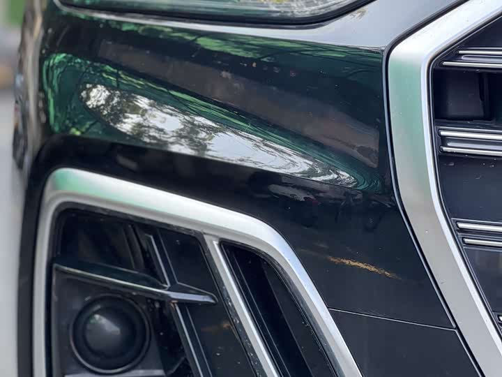 Фото 4 - Audi Q5L