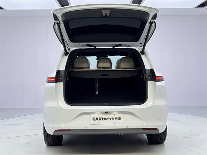 Фото 9 - LiXiang L6