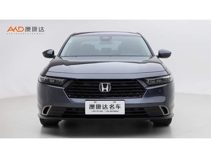Фото 2 - Honda Accord