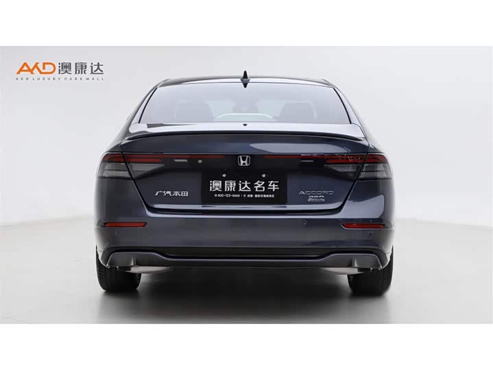 Фото 4 - Honda Accord