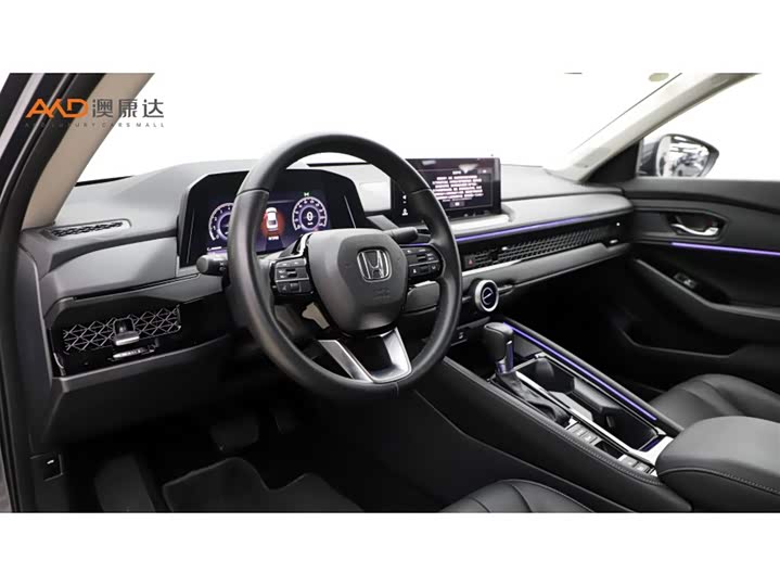 Фото 6 - Honda Accord