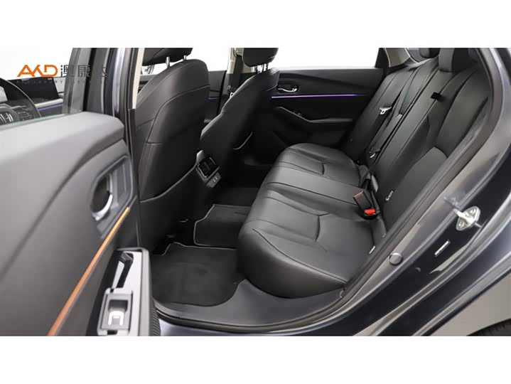 Фото 7 - Honda Accord