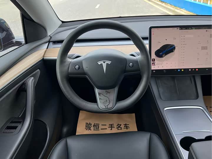 Фото 8 - Tesla Model Y