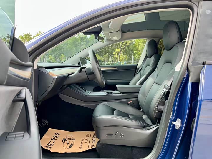 Фото 9 - Tesla Model Y