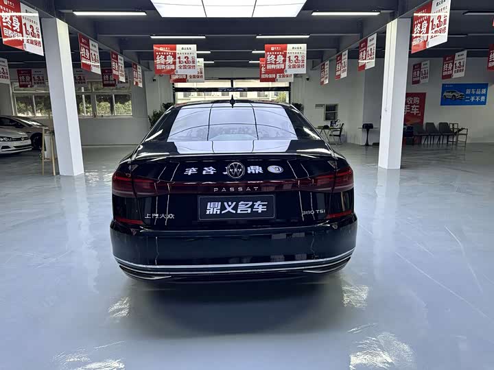 Фото 5 - Volkswagen Passat