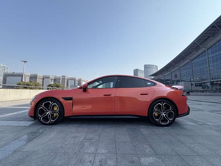 Фото 8 - Xiaomi SU7