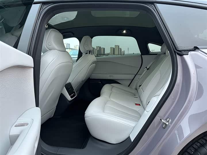 Фото 9 - XPeng F57