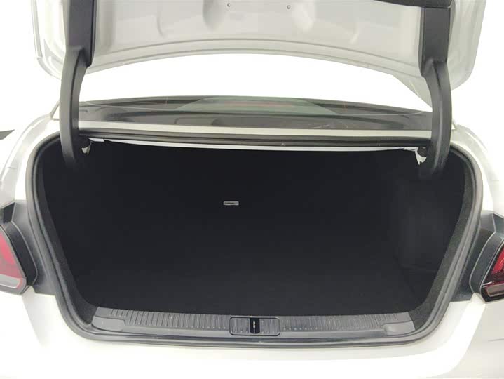 Фото 4 - MG Motor 5