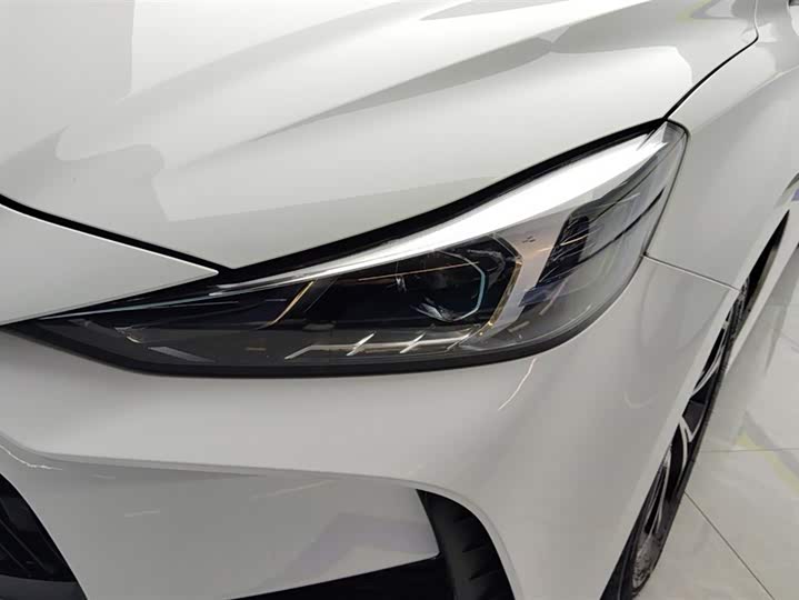 Фото 5 - MG Motor 5