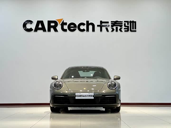 Фото 2 - Porsche 911