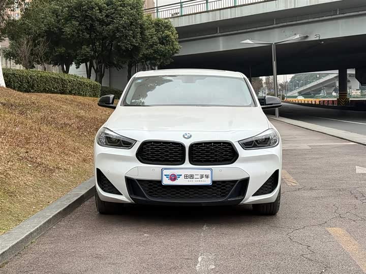 Фото 2 - BMW X2