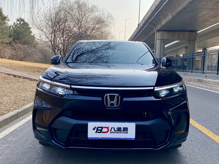 Фото 2 - Honda Breeze