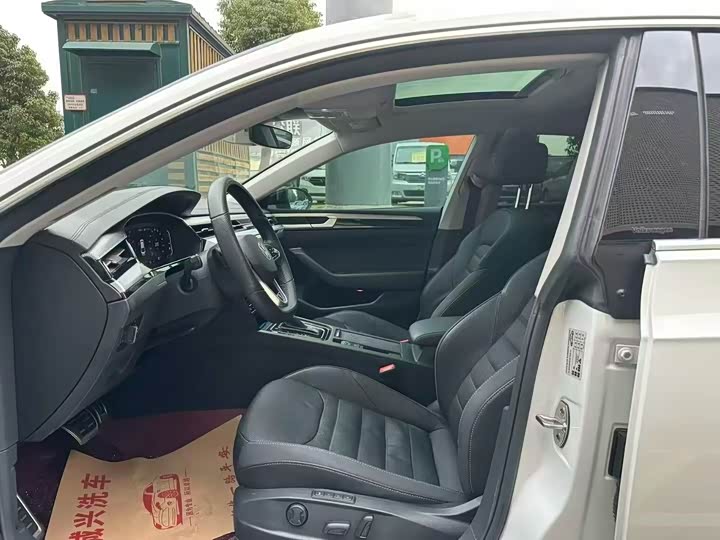 Фото 7 - Volkswagen CC