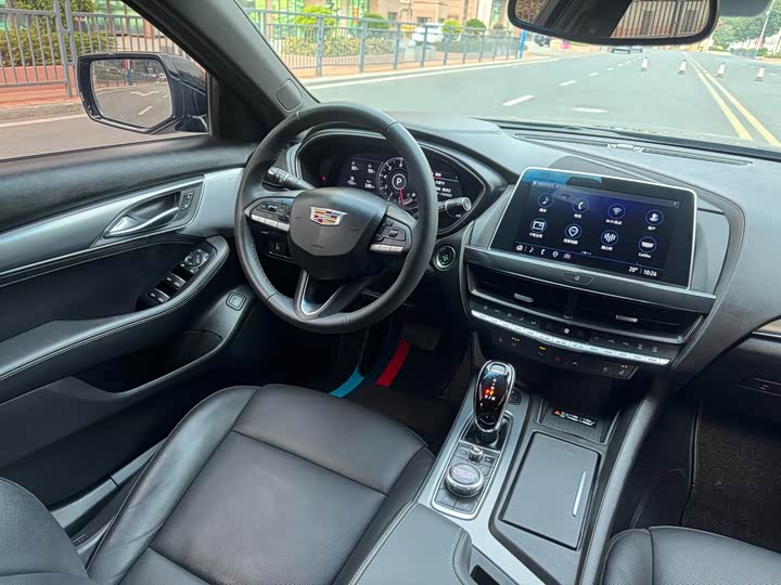 Фото 7 - Cadillac CT5