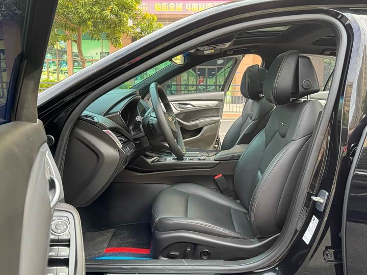 Фото 8 - Cadillac CT5