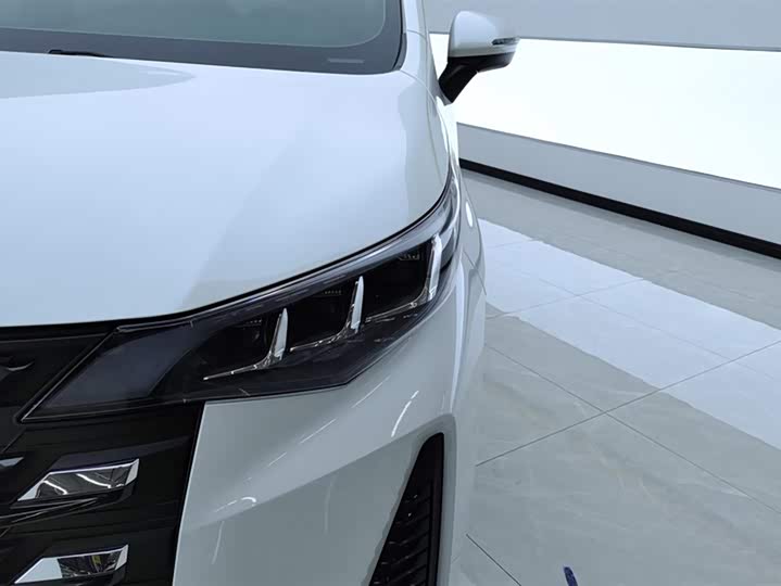 Фото 5 - GAC Trumpchi M6