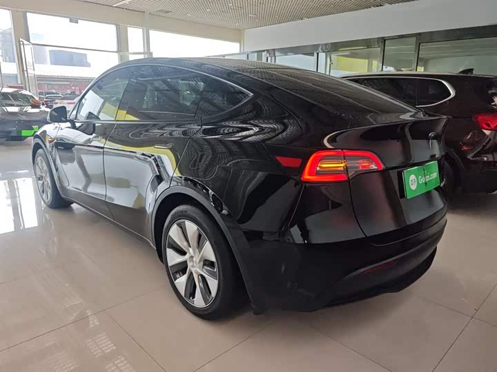 Фото 5 - Tesla Model Y