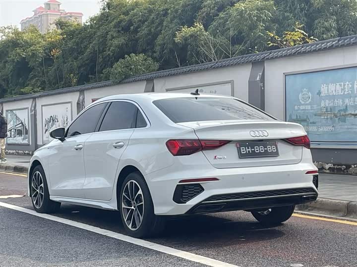 Фото 5 - Audi A3