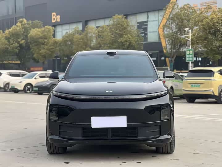 Фото 2 - LiXiang L6