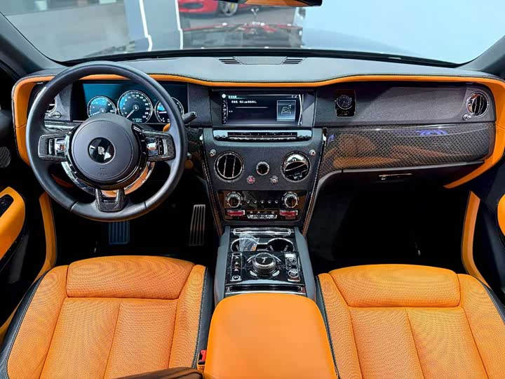 Фото 4 - Rolls-Royce Cullinan