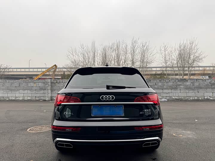 Фото 5 - Audi Q5L