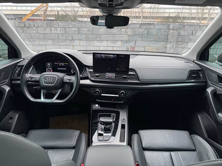 Фото 6 - Audi Q5L