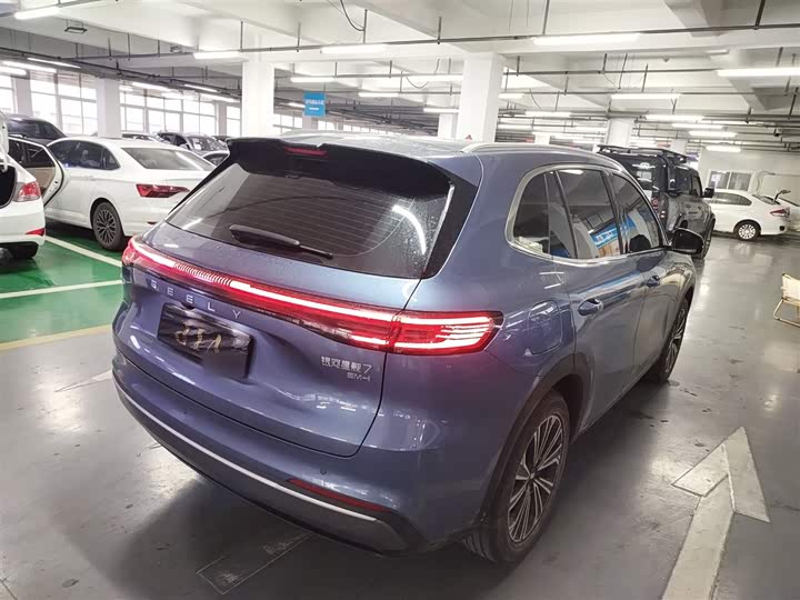 Фото 7 - Geely Galaxy Starship 7