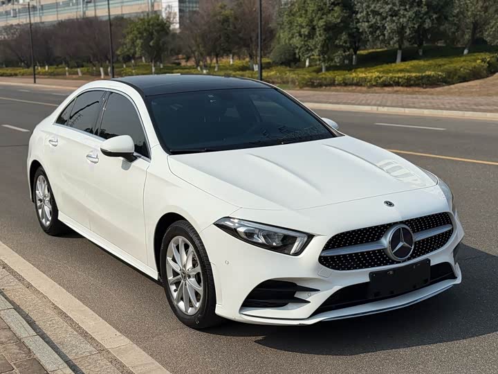 Фото 3 - Mercedes-Benz A-Class