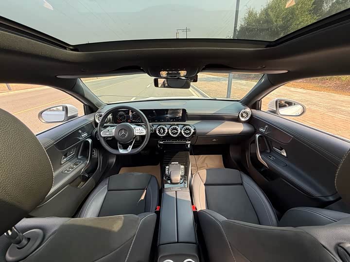 Фото 7 - Mercedes-Benz A-Class