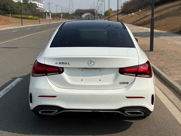 Фото 9 - Mercedes-Benz A-Class