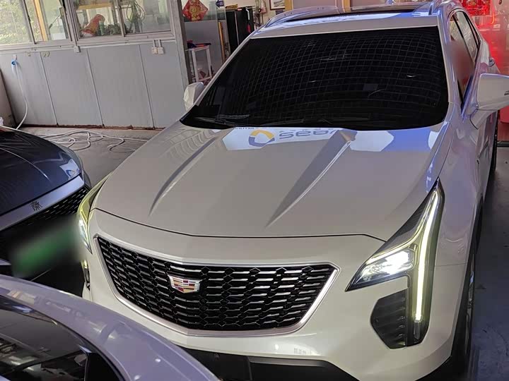Фото 3 - Cadillac XT4